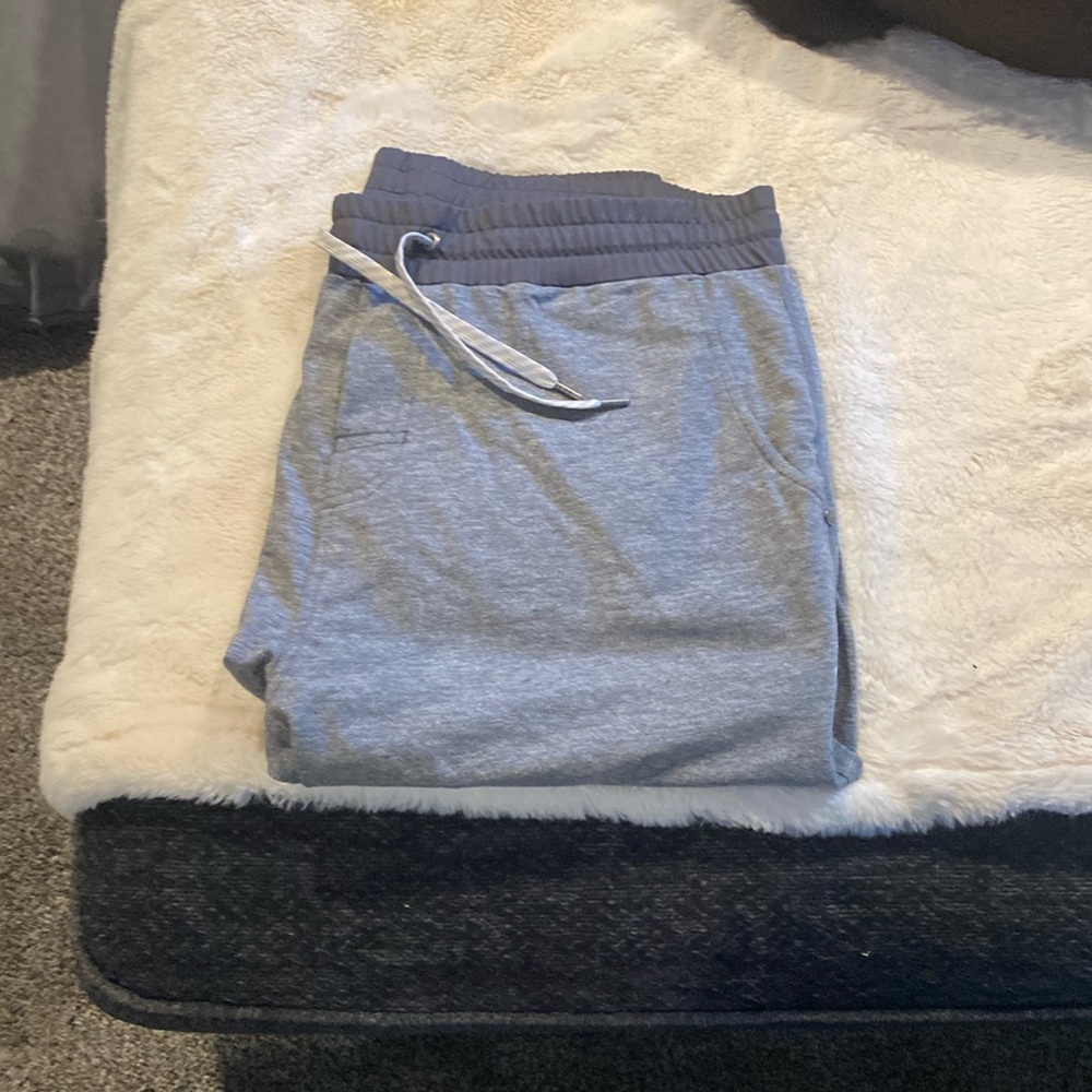 Men’s sweatpants